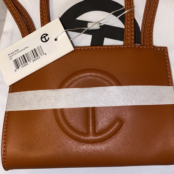 TELFAR BAG SMALL TAN (SOLD OUT) - Picture 4 of 7